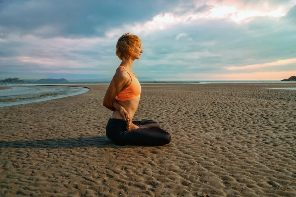 mindfulness-young-woman-meditating